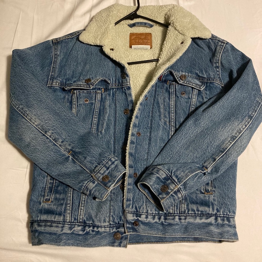Levi’s Sherpa lined Jean jacket
